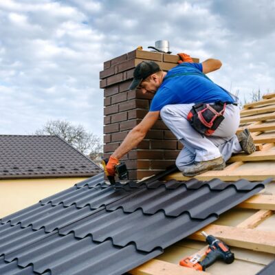 Quel matériau de toiture choisir en fonction de votre climat : conseils pour une durabilité optimale