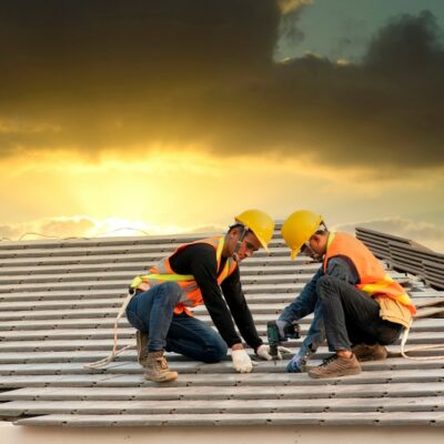 Comment choisir le bon artisan couvreur pour vos travaux de toiture