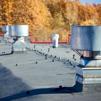 Le désenfumage incendie : sécurité, installation et maintenance pour la protection des bâtiments